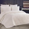 Cuvertura pat catifea crem Dessert 260x250 cm cu model geometric