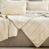 Cuvertura muselina Steva bej 240x260cm cu 2 fete de perna Saheser