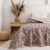 Cuvertura muselina 220x240 cm Victoria Maro cu doua fete si model floral jacquard