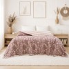 Cuvertura muselina 220x240 cm Victoria Roz inchis cu doua fete si model floral jacquard