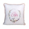 Pernă decorativă cu mesaj de Paște și coroniță florală colorată, 45x45cm, design elegant cu fermoar ascuns