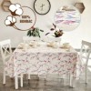 Fata de masa rotunda teflonata din bumbac, diametru 140cm model Frunze roz-lila, decor elegant pentru mese rotunde
