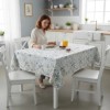 Fata de masa rotunda 180 cm  teflonata, model floral delicat, antimurdarie