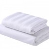 Set Husa pat  si 2 fete de perna damasc bumbac 100%, dungi 3 cm, pentru saltea 160x200cm, alb