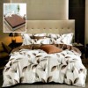 Lenjerie de pat dublu din finet cu design elegant de frunze maro pe fundal alb, 6 piese, cu cearceaf cu elastic pentru fixare perfectă