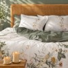 Lenjerie de pat 3D First Choice Panola bumbac satinat 220 TC cu flori pastelate pe fond crem si verso verde salvie