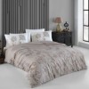Lenjerie de pat din bumbac 100% ranforce cu design floral în tonuri de bej și alb, decor elegant și liniștitor