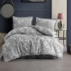 Lenjerie de pat Destin din bumbac 100% ranforce, design floral elegant în nuanțe de gri