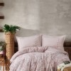 Lenjerie de pat din bumbac 100% Ranforce Porto roz pudrat cu imprimeu floral delicat
