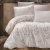 Lenjerie de pat din bumbac 100% ranforce Ralex Pucioasa Salida V1, cu design floral delicat în nuanțe de maro și roz pal pe fundal crem