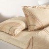 Set lenjerie de pat dublu Elisandra TAC din bumbac 100 % mako-satin, imprimeu linii ondulate caramel pe fond bej