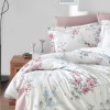 Lenjerie de pat bumbac satin de lux 6 piese First Choice Leena roz cu imprimeu floral delicat pe fundal deschis