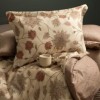 Lenjerie de pat First Choice Ravel bumbac satinat 220 TC flori maro caramel si motive ornamentale pe fond crem