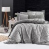 Lenjerie de pat First Choice Rovena Gri bumbac satinat 220 TC model geometric cu triunghiuri si linii pe fond gri argintiu