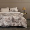 Lenjerie de pat First Choice Ruska Bej bumbac satinat 220 TC model abstract marmorat in nuante crem taupe si maro
