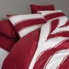 Lenjerie pat Craciun bumbac ranforce Jolly Red cu dungi rosii si albe Cozy Home