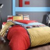 Lenjerie de pat cu elastic pentru saltea de 160x200 cm, din bumbac 100% ranforce, cu design modern în culori roșu, galben și albastru