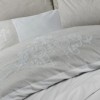 Lenjerie de pat bej cu broderie albă elegantă și detalii fine, model Adel Beige, bumbac ranforce, 6 piese