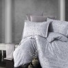 Lenjerie de pat din jacquard satin de lux Ralex Ninova cu model de arabescuri și motive florale în nuanțe de gri și alb
