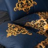 Lenjerie de pat Palace Satin cu imprimeu digital baroc, Tutsu Albastru, din bumbac satinat 100%, in nuante de albastru regal, negru si auriu.