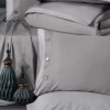 Lenjerie de pat Myron Ash din bumbac egiptean Silk Satin 400 TC, gri perlat, cu detalii metalizate