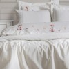 Lenjerie de pat dublu Amber crem din bumbac natural cu broderii florale, 6 piese, Saheser Home