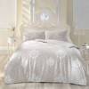 Lenjerie de pat dublu din bumbac 100% ranforce cu design elegant în nuanțe de maro deschis și motive florale