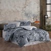 Lenjerie de pat dublu bumbac 100% ranforce model Starlife cu design de stele pe fundal gri texturat