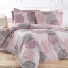 Lenjerie de pat dublu creponata cu elastic 140x200 cm din bumbac,cu cercuri in nuante de gri si roz, set 4 piese.