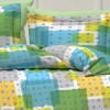 Lenjerie de pat dublu cu patrate multicolore, bumbac 100%, set 4 piese, cearceaf elastic pentru saltea 180x200 cm.