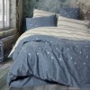 Lenjerie pat dublu bumbac 100% ranforce, Cotton Box Ceria Albastră, cu broderie fină în formă de păsări crem pe fundal albastru și față cu dungi reversibile