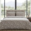 Lenjerie de pat dubla bumbac 100% satinat floral delicat alb/maro 4 piese fabricata in Romania