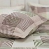 Lenjerie de pat dubla bumbac 100% satinat model geometric bej maro verde, 4 piese fabricata in Romania