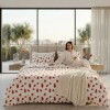 Lenjerie de pat dubla bumbac 100% satinat cu flori galbene delicate, 4 piese, fabricata in Romania