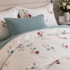 Lenjerie de pat dublu din finet cu 6 piese, model Frunze pastel multicolore pe fundal deschis, cu cearsaf verde salvie-gri uni