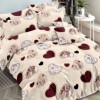 Lenjerie de pat dublu din finet cu 6 piese, design romantic cu inimi desenate și modele intricate în nuanțe de roșu și bej