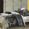 Lenjerie de pat dublu din finet cu 6 piese, design floral alb pe fundal negru și gri