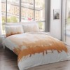 Lenjerie pat bumbac satinat 100% cu imprimeu fosforescent portocaliu și alb, model Glow London, 6 piese