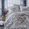 Lenjerie de pat din satin de lux model Laki gri-alb cu design floral și dantelă