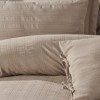 Lenjerie de pat Lucca bej cu model jacquard și dungi texturate, bumbac ranforce, marca Saheser.