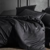 Lenjerie de pat Jacquard satin negru Saheser, bumbac 100%, set de 6 piese, cearșaf de pat și pilotă, fețe de pernă, model jacquard subtil.