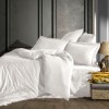 Lenjerie de pat Jacquard satin alb Saheser, bumbac 100%, set de 6 piese, cearșaf de pat și pilotă, fețe de pernă, model jacquard subtil.