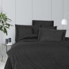 Lenjerie de pat neagră cu design elegant jacquard cu motive florale stil damasc din bumbac satinat mercerizat, model Story Home Misra Stone, set 6 piese.