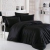 Lenjerie de pat neagră din satin de lux, cu broderii discrete