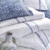 Lenjerie de pat din bumbac ranforce alb-albastru Delmor Dark Blue de la Cotton Box