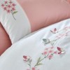 Lenjerie de pat din bumbac satin roz și alb cu broderie florală