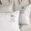 Set lenjerie de pat Cotton Box 3D Satin Brodat cu design floral alb