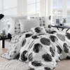 Lenjerie de pat dublu Gizha NR 166 cu design modern în alb și negru.