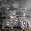 Lenjerie de pat gri cu accente roz, model geometric, set de 6 piese, Class Home Collection, 100% bumbac satinat.