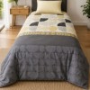 Lenjerie pat 1 persoana Formo bej Cotton Box bumbac ranforce model geometric in nuante bej gri si alb